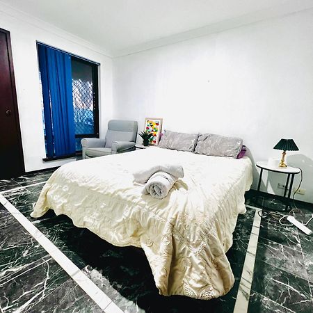Affordable Beautiful Queen Bedroom Near City Swan River Fremantle University Perth Exterior photo
